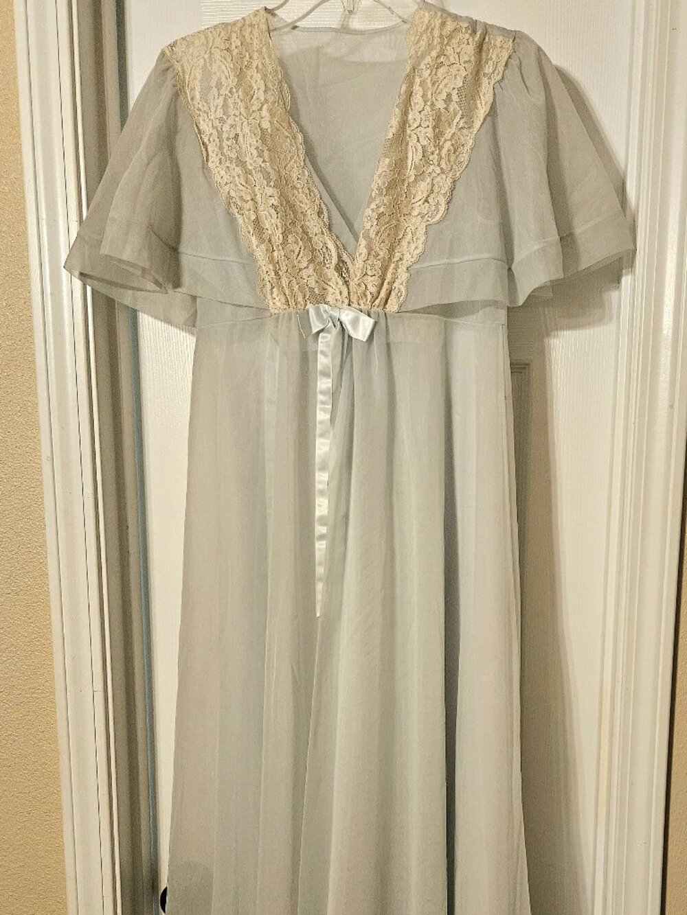Vintage Shadowline Peignoir Set Lingerie Nightie & Robe Baby Blue Cream Lace S